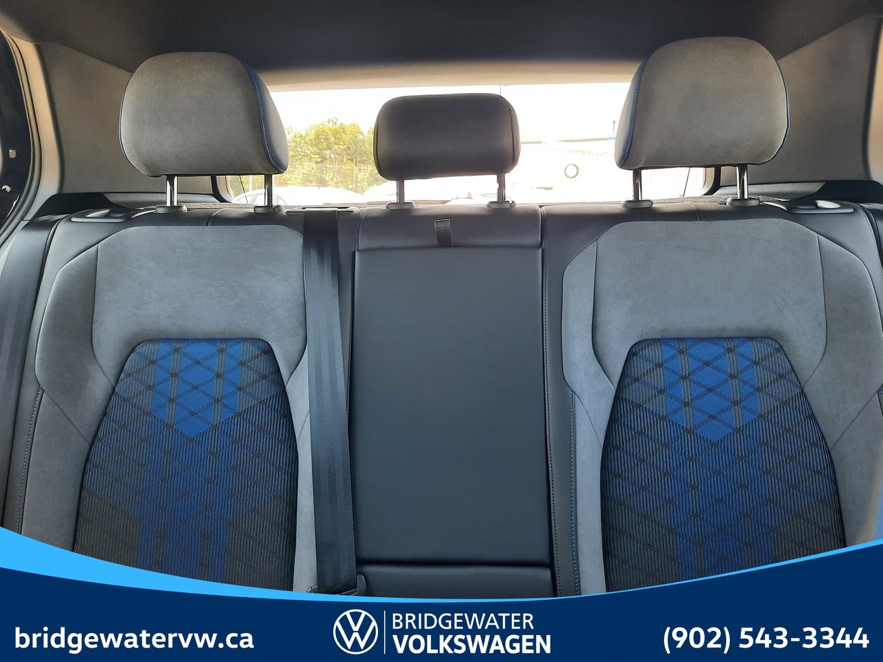 2025 Volkswagen GOLF R BLACK EDITION