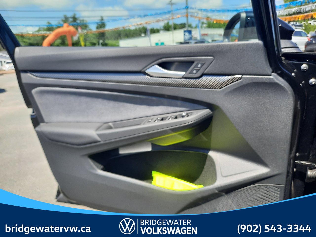 2025 Volkswagen GOLF R BLACK EDITION