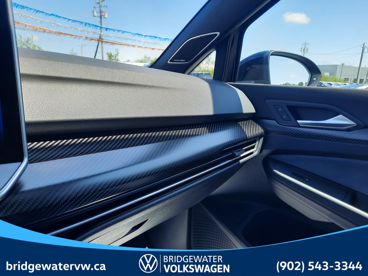 2025 Volkswagen GOLF R BLACK EDITION