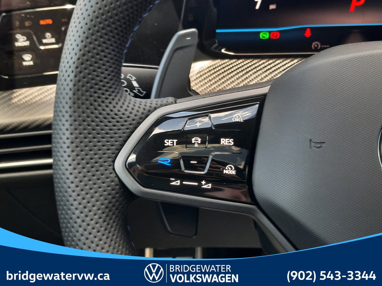 2025 Volkswagen GOLF R BLACK EDITION