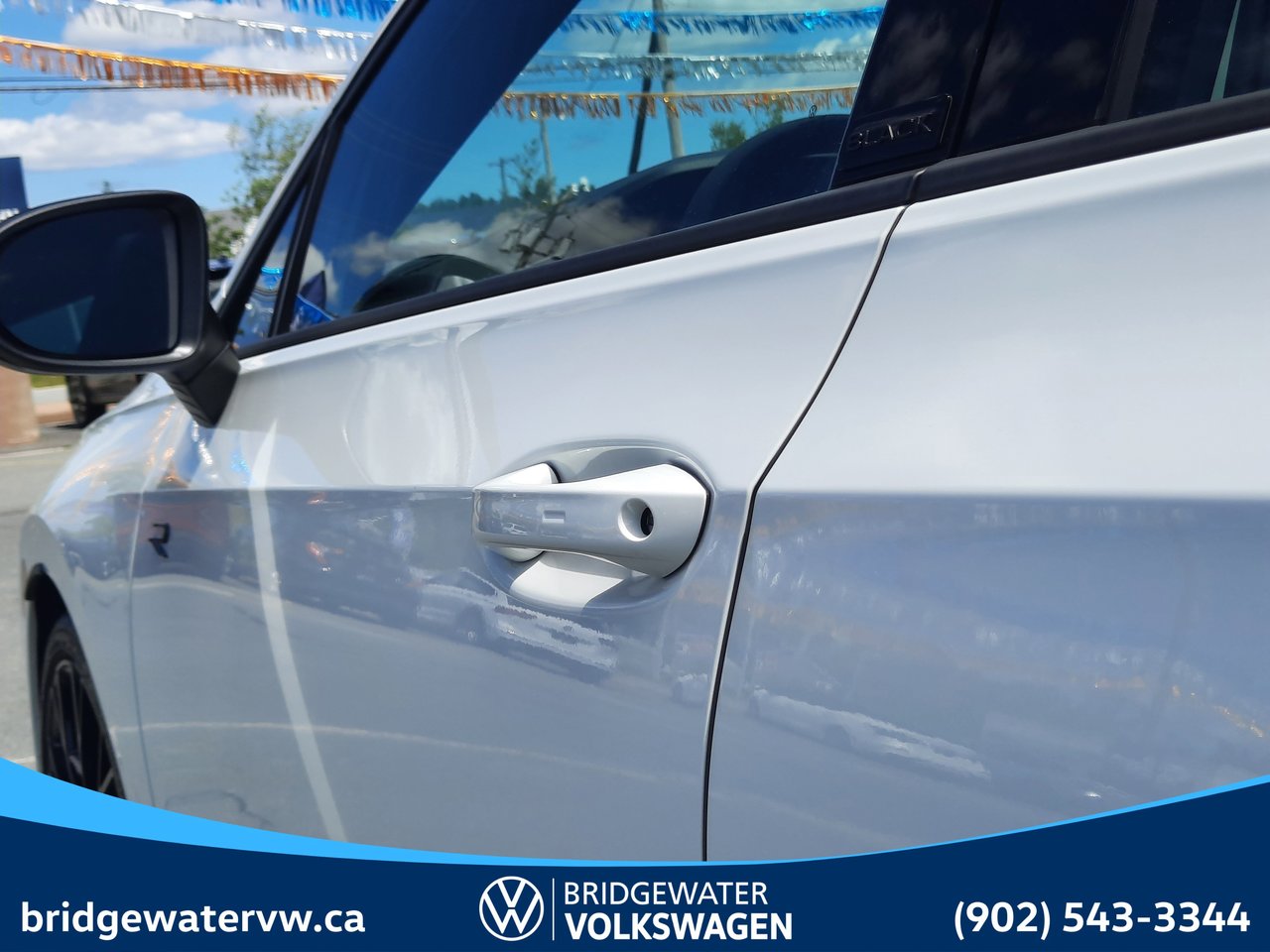 2025 Volkswagen GOLF R BLACK EDITION