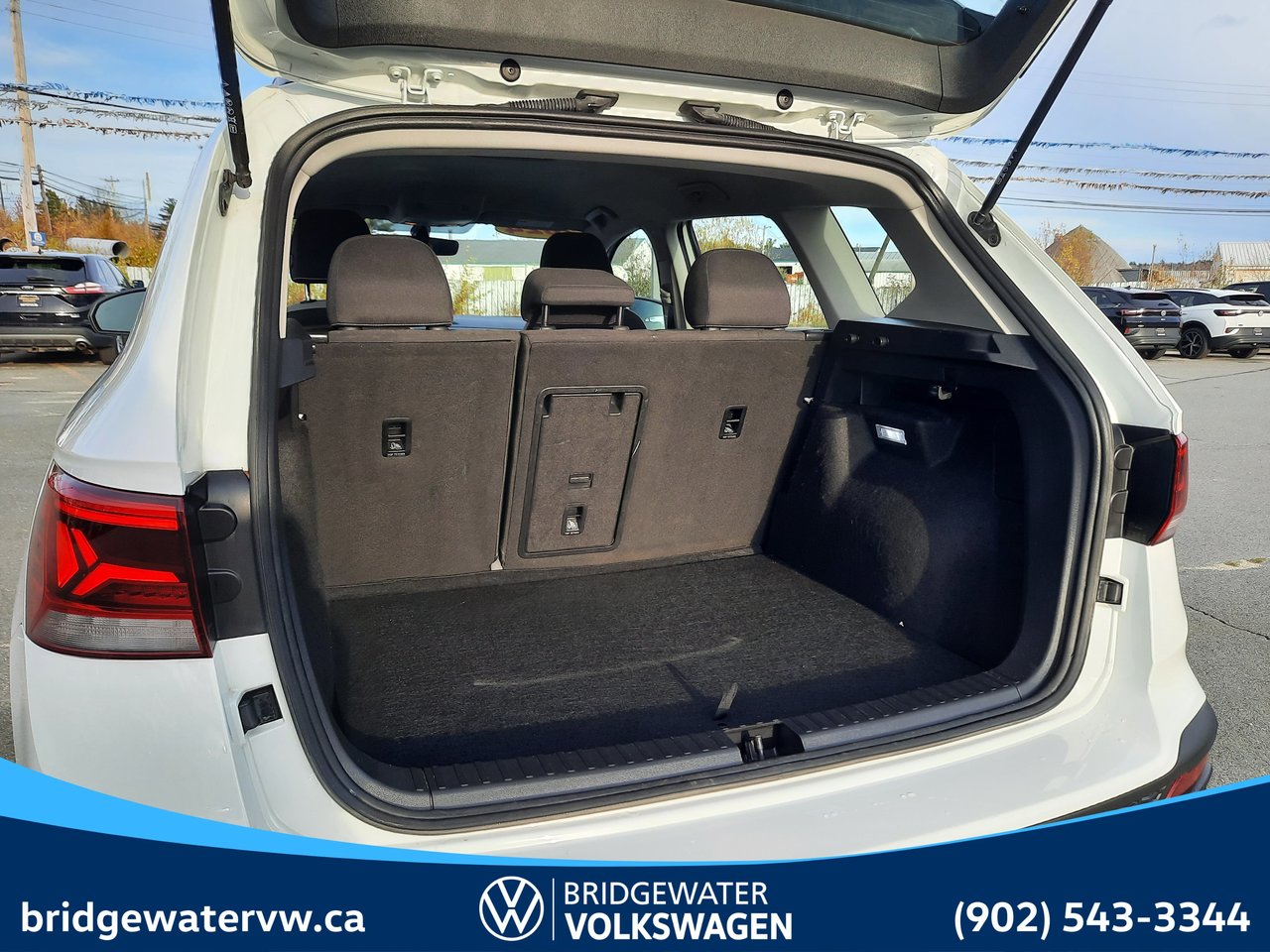 Volkswagen TAOS TRENDLINE 2024