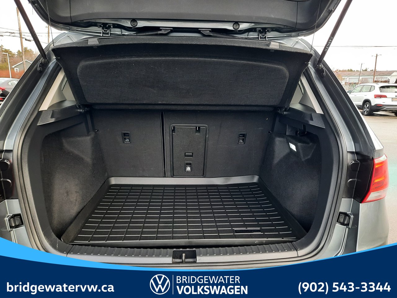 Volkswagen TAOS COMFORTLINE 2024