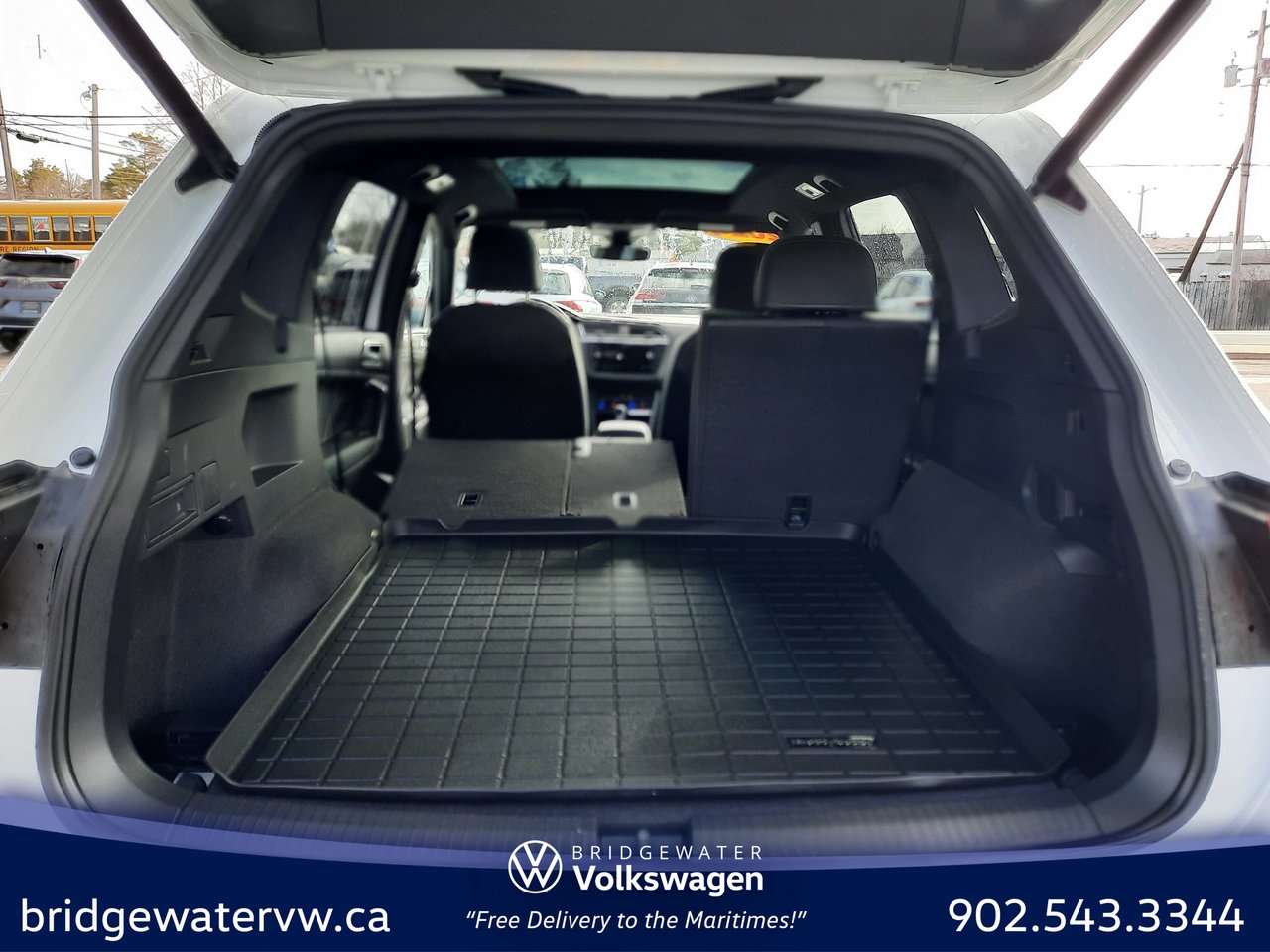 2024 Volkswagen Tiguan COMFORTLINE R-LINE BLACK EDITION