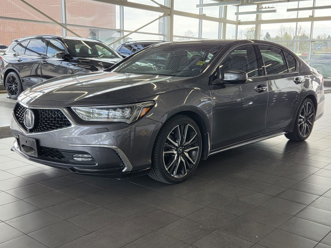 Acura RLX FWD with Technology Package 2018