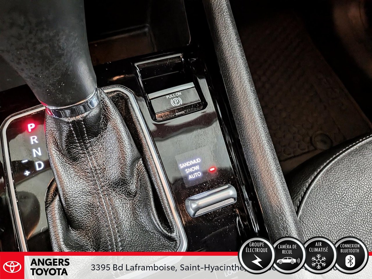 2023 Jeep Compass Altitude-18