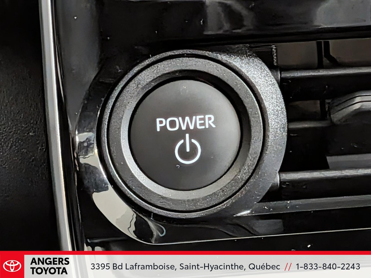 Toyota bZ 4X LE 2025-12