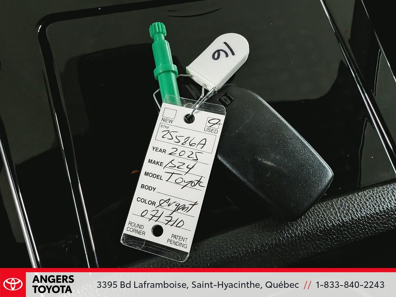 Toyota bZ 4X LE 2025-21