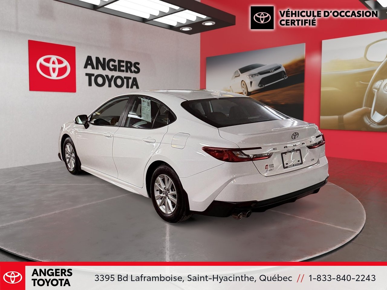 Toyota Camry Hybrid SE 2025-5