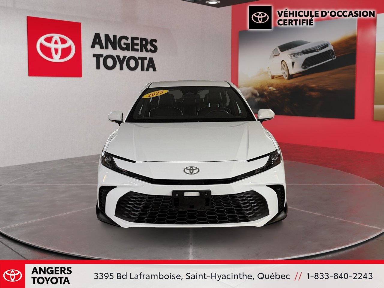 Toyota Camry Hybrid SE 2025-1