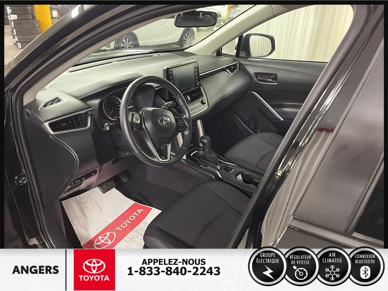 2022 Toyota COROLLA CROSS LE groupe amélioré-10