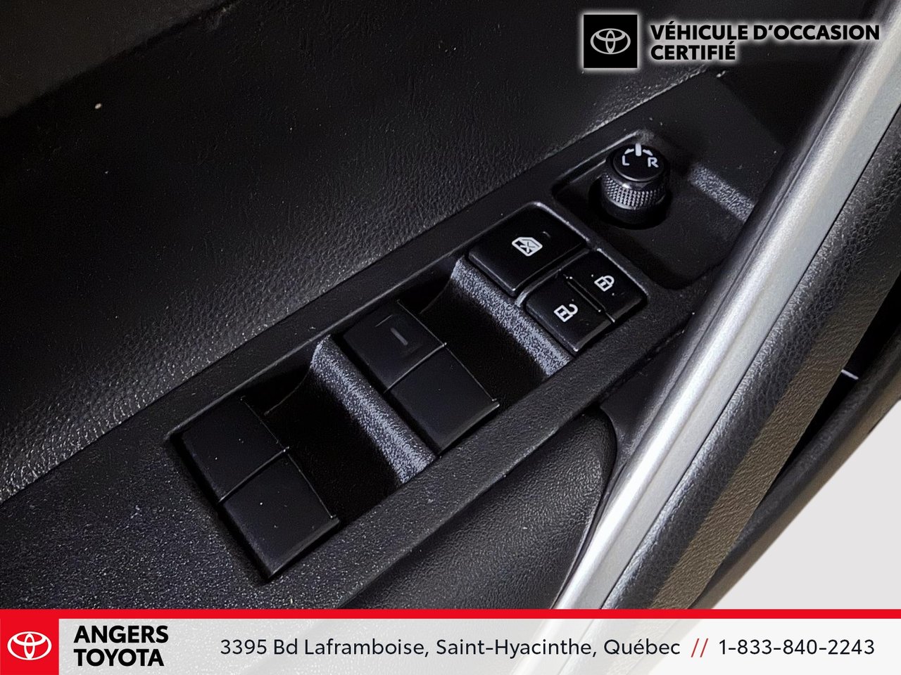 2023 Toyota Corolla Cross LE-11