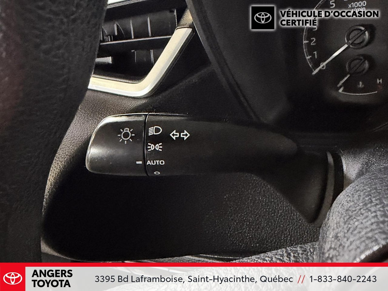 2020 Toyota Corolla LE CVT-13