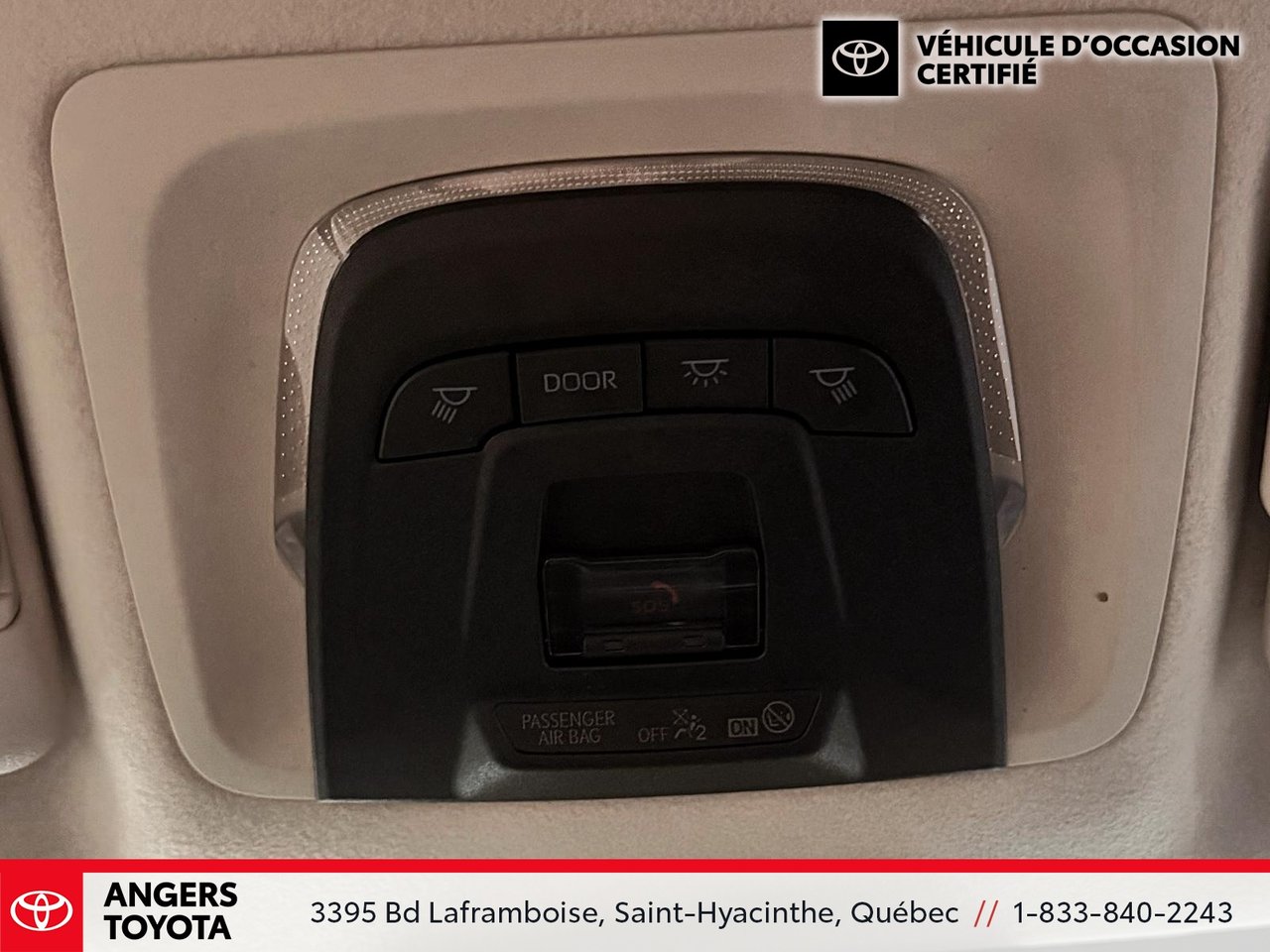 2025 Toyota Corolla Hybrid LE-18