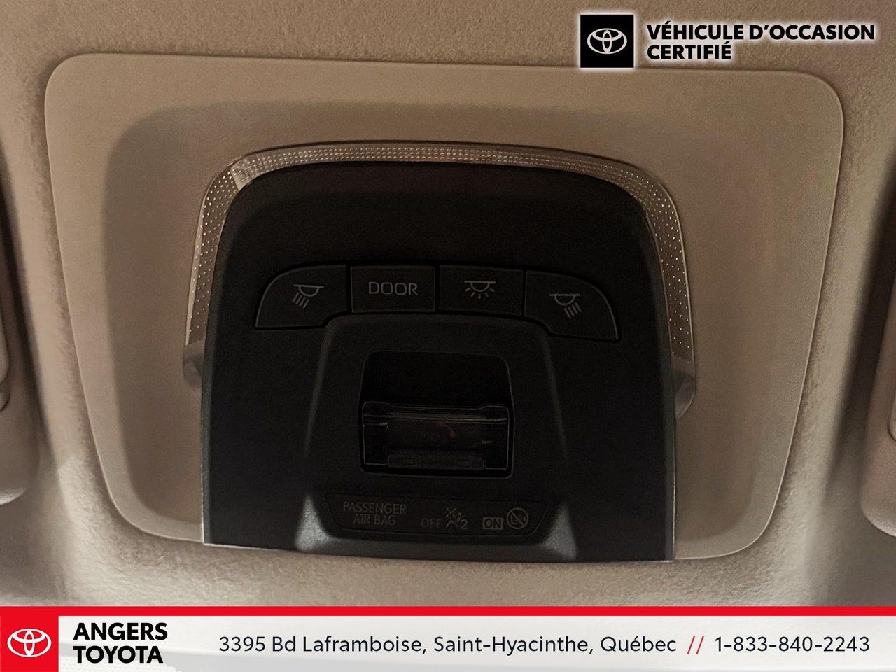 2025 Toyota Corolla Hybrid LE-18