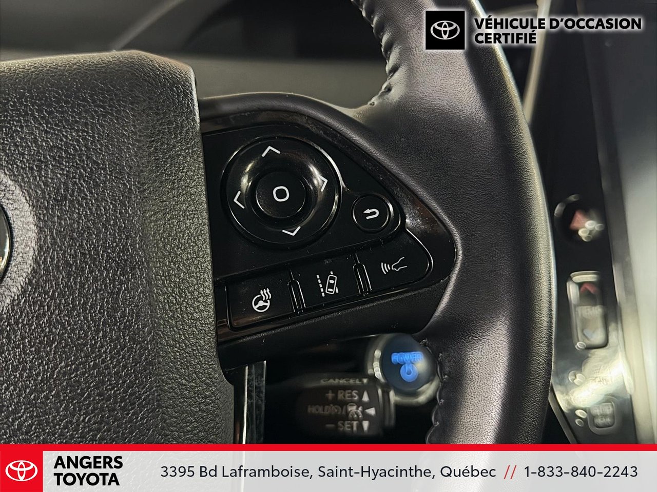 2022 Toyota Prius Prime UPGRADE-13