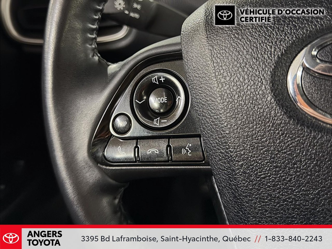 2022 Toyota Prius Prime UPGRADE-12