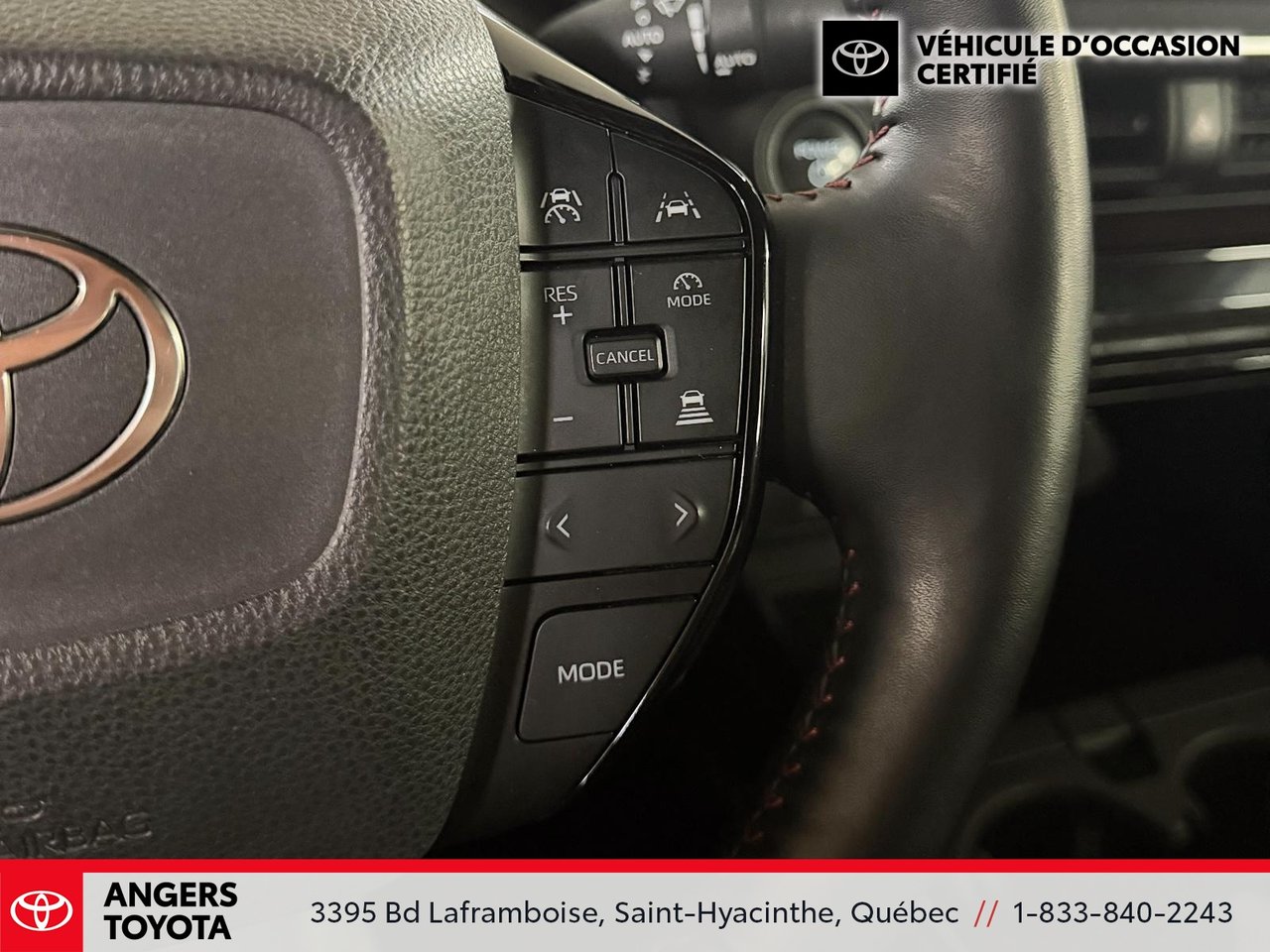 2024 Toyota Prius Plug-in Hybrid SE-16