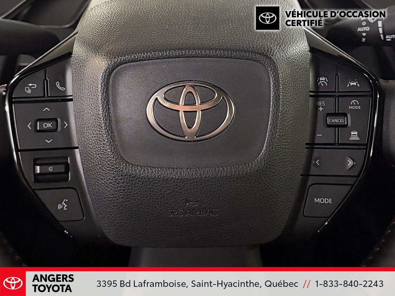 2024 Toyota Prius Plug-in Hybrid SE-14