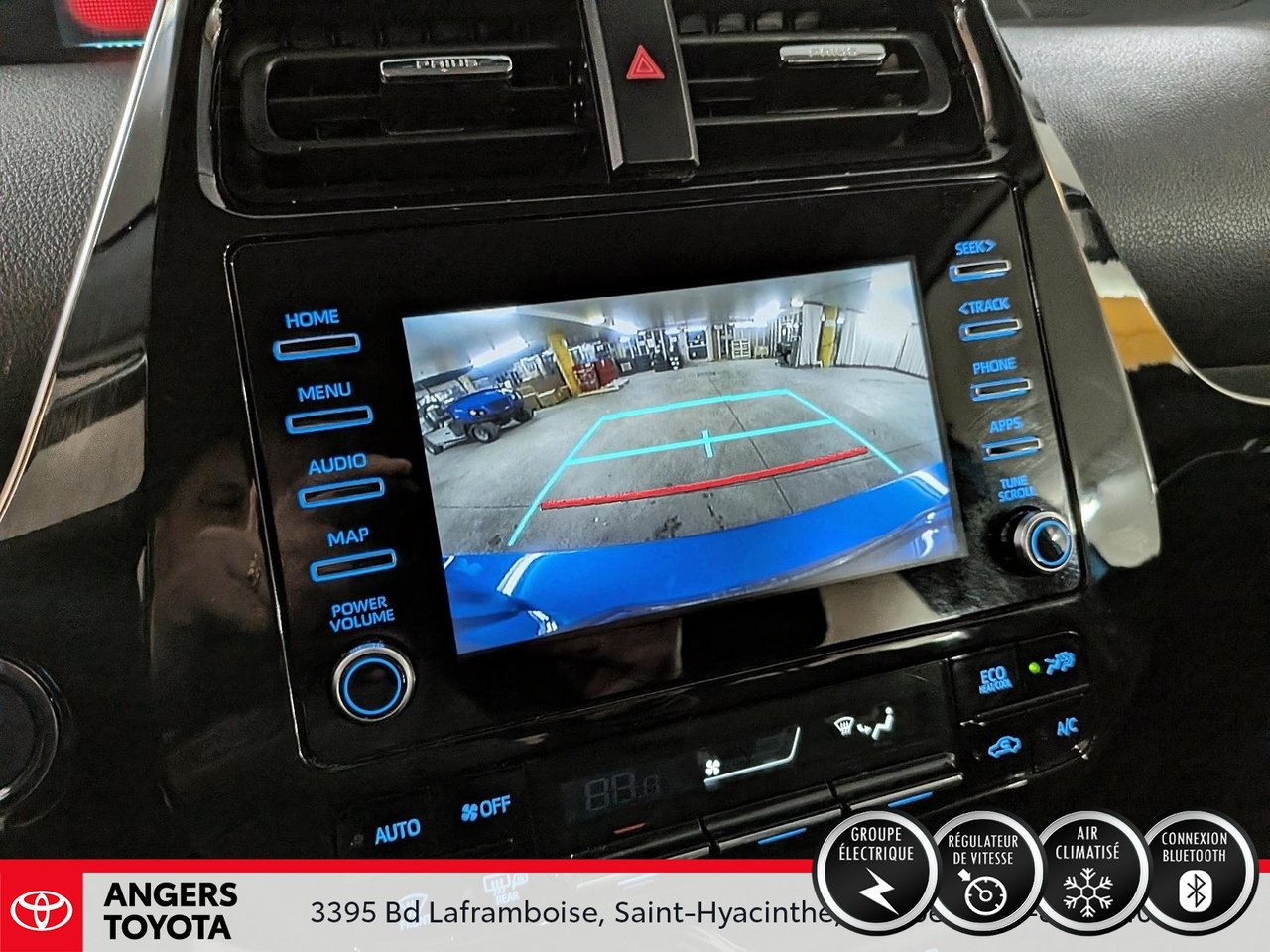 Toyota Prius TECHNOLOGY -E 2022-16