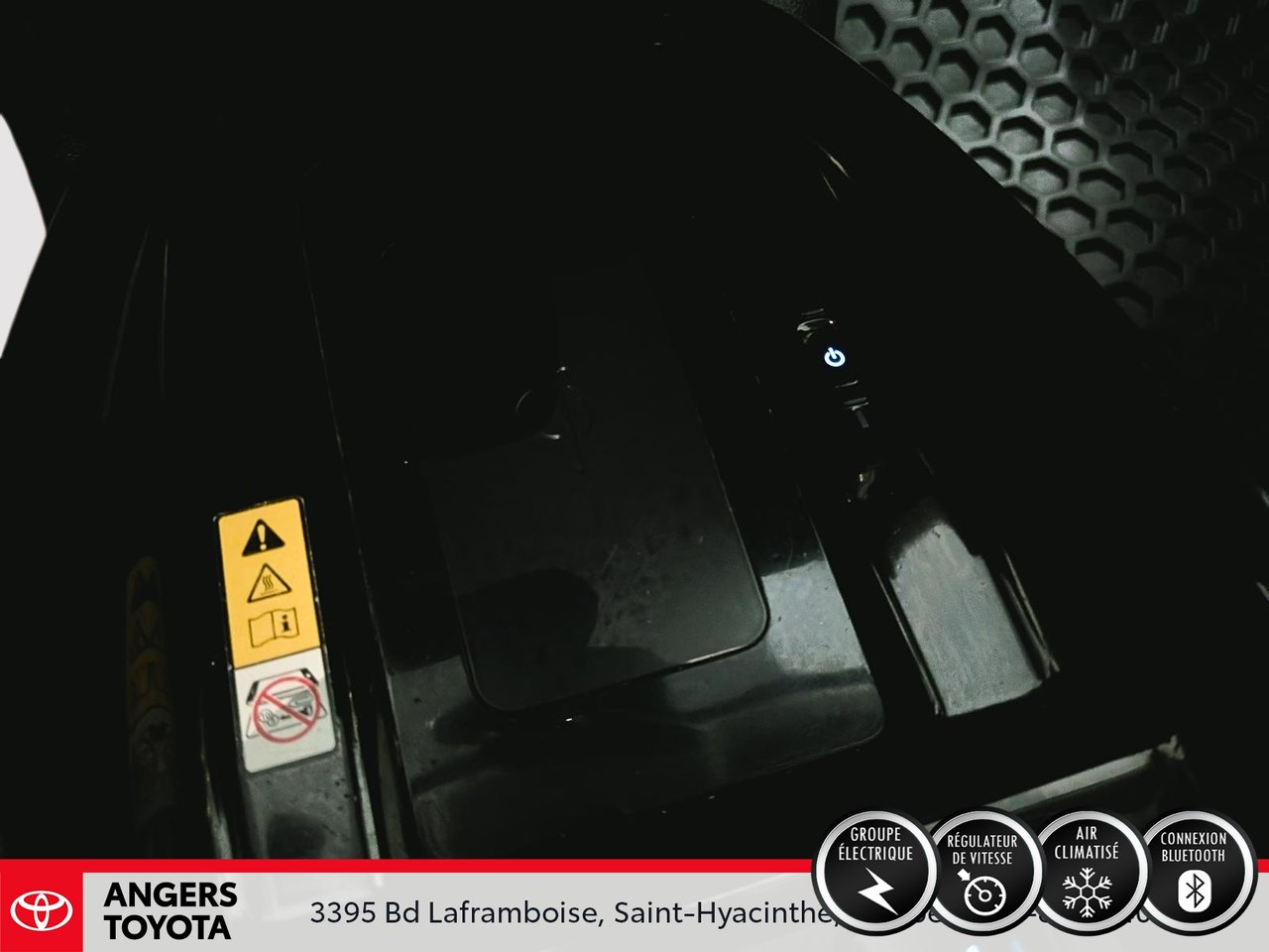 Toyota Prius TECHNOLOGY -E 2022-19