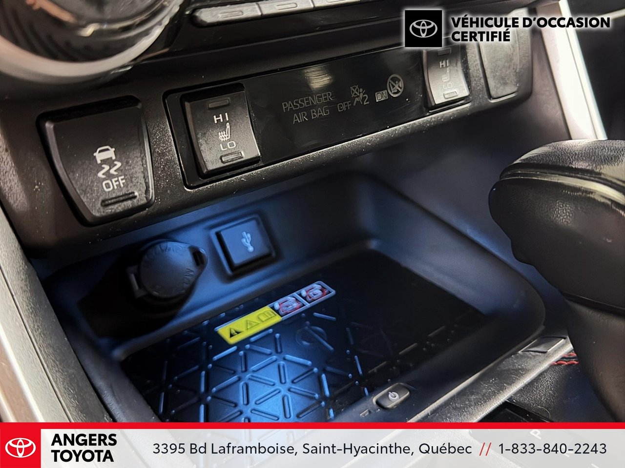 2022 Toyota RAV4 Prime XSE-17