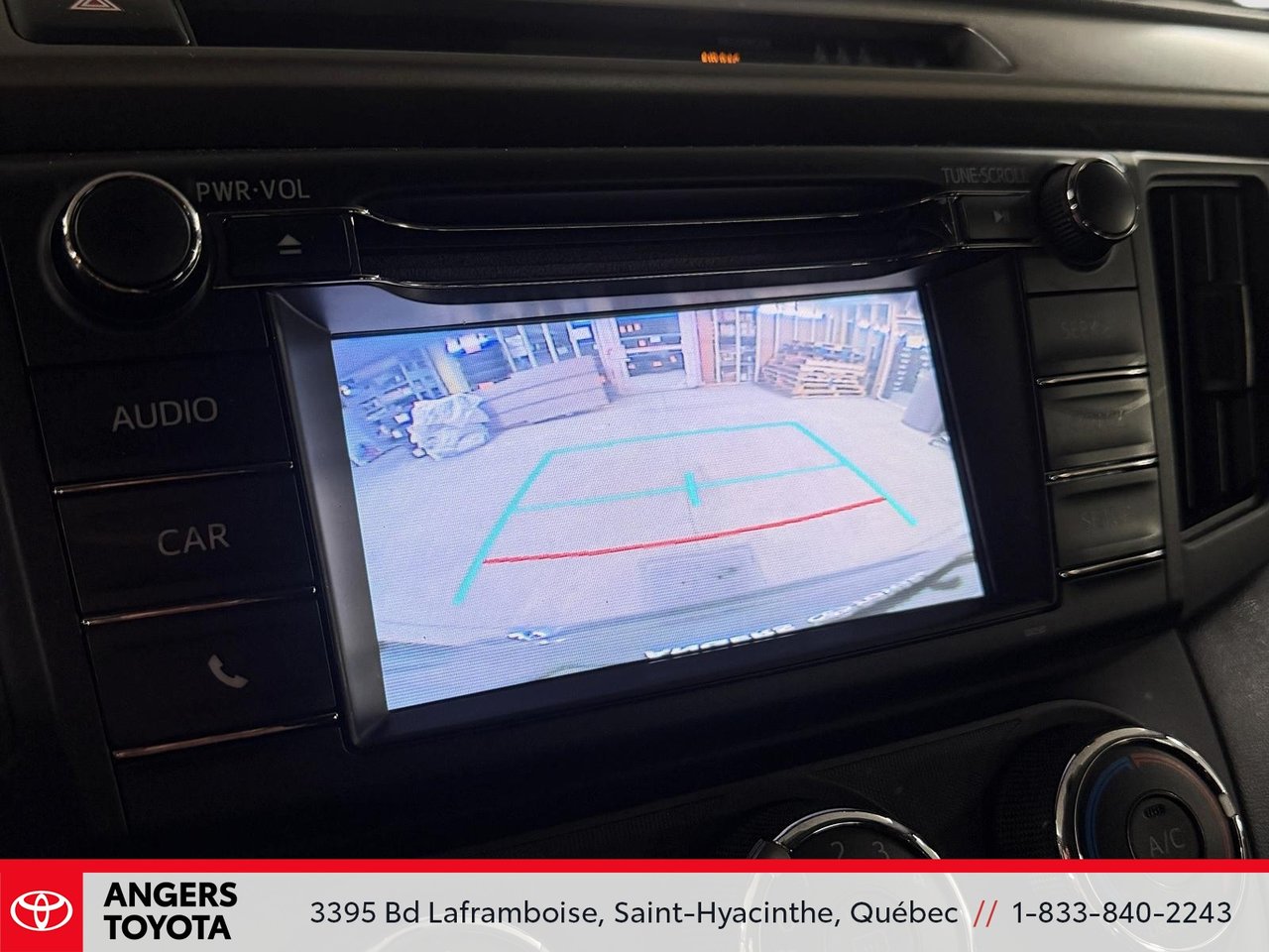 Toyota RAV4 LE 2018-21