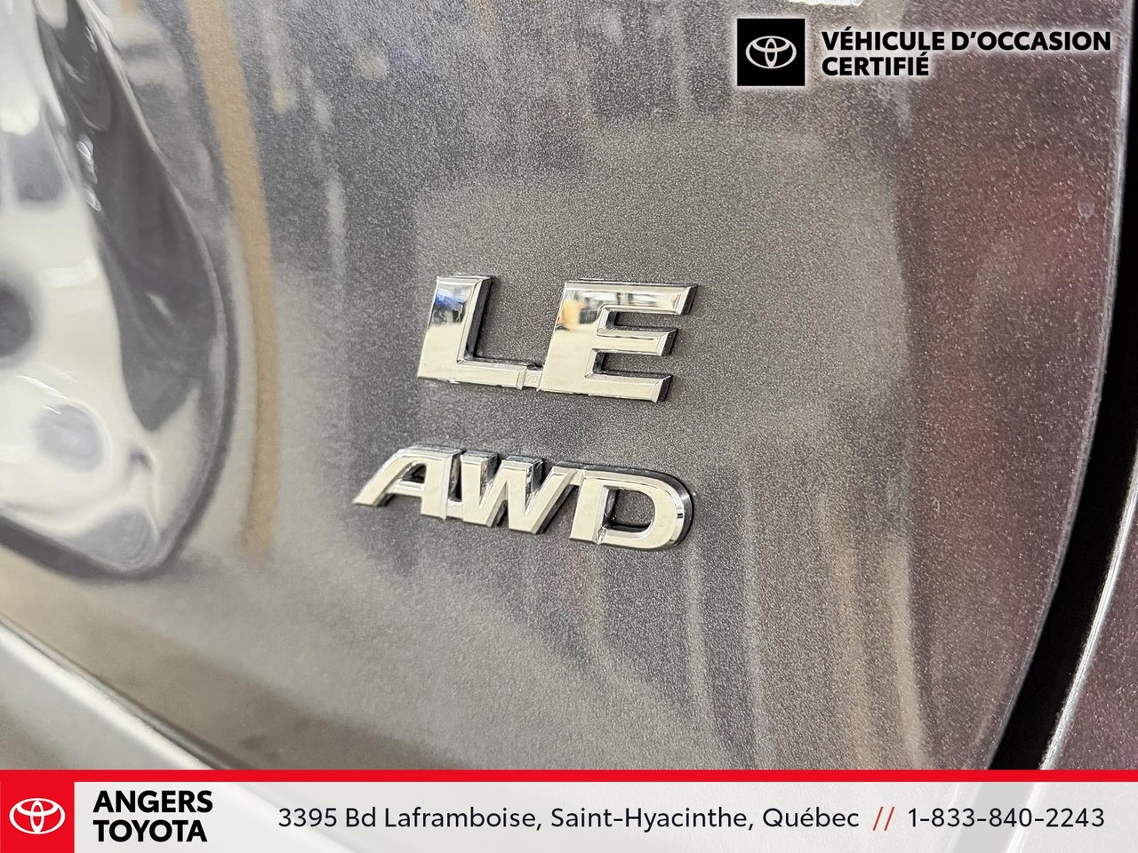 Toyota RAV4 LE 2025-16