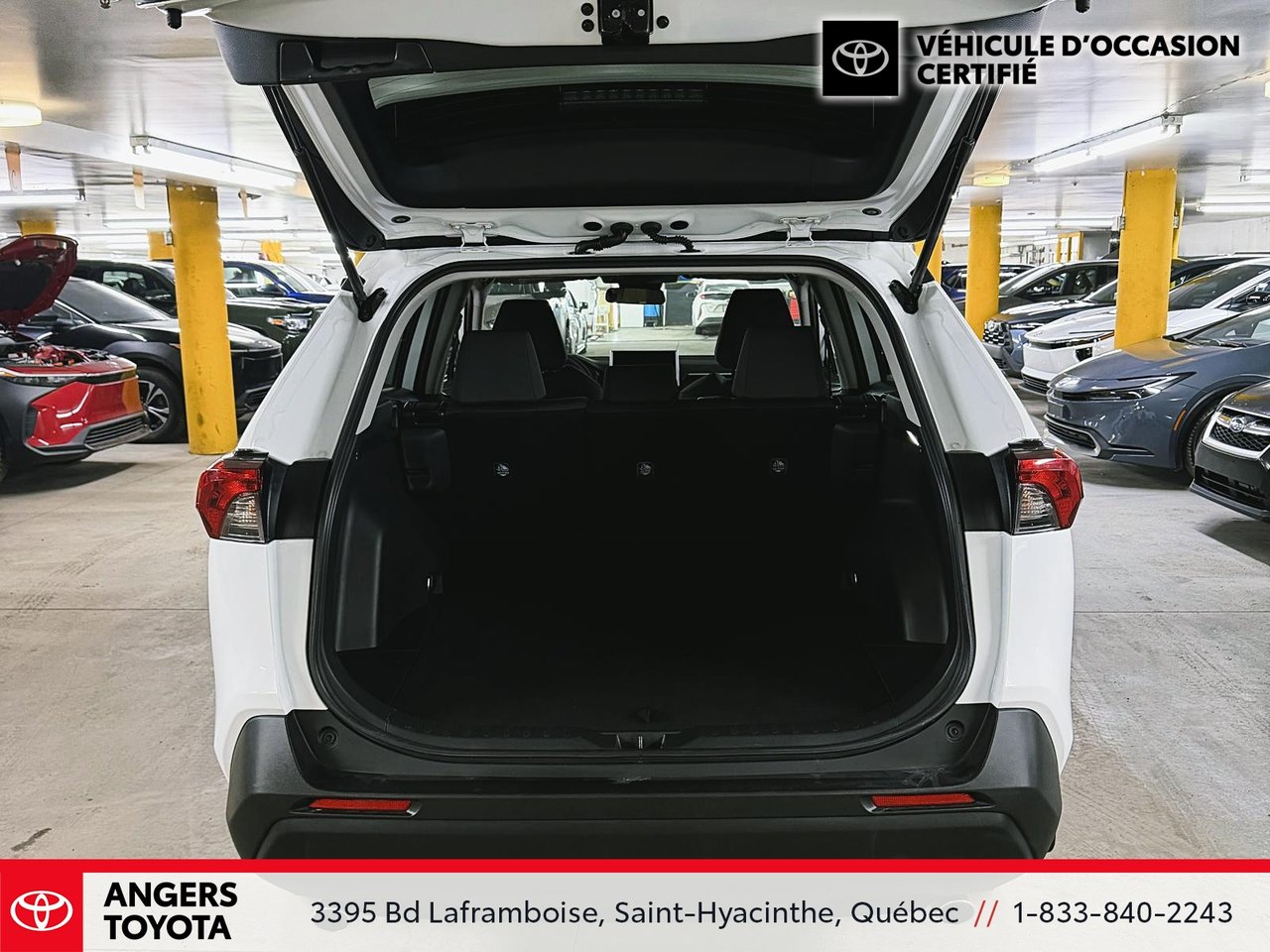 2025 Toyota RAV4 LE-18