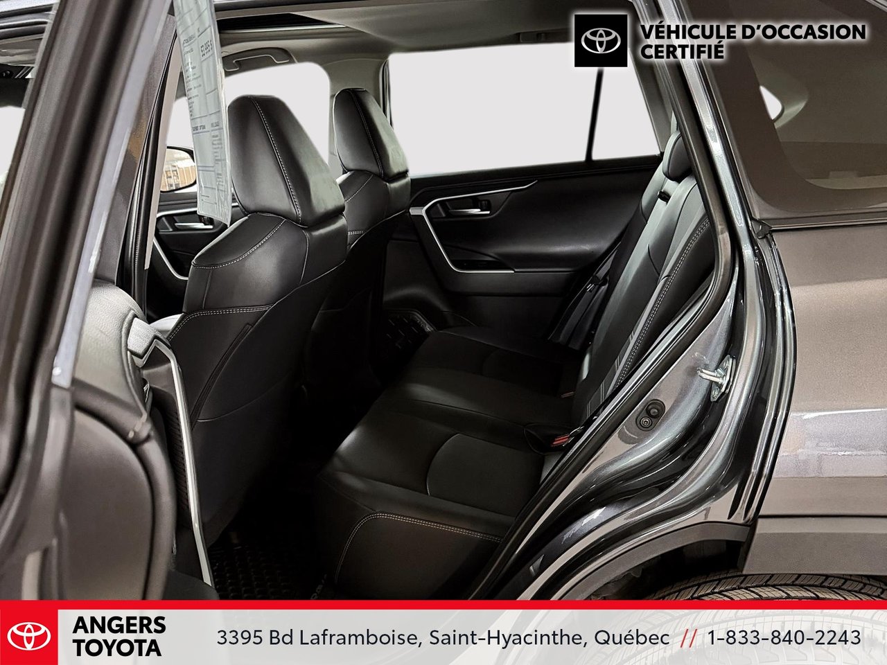 2025 Toyota RAV4 LIMITED-8