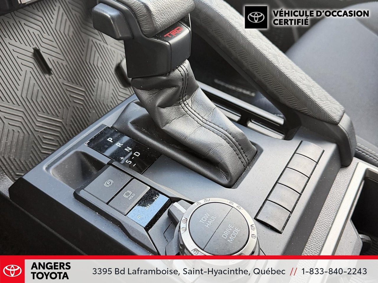 Toyota Tacoma TRD SPORT 2024-16