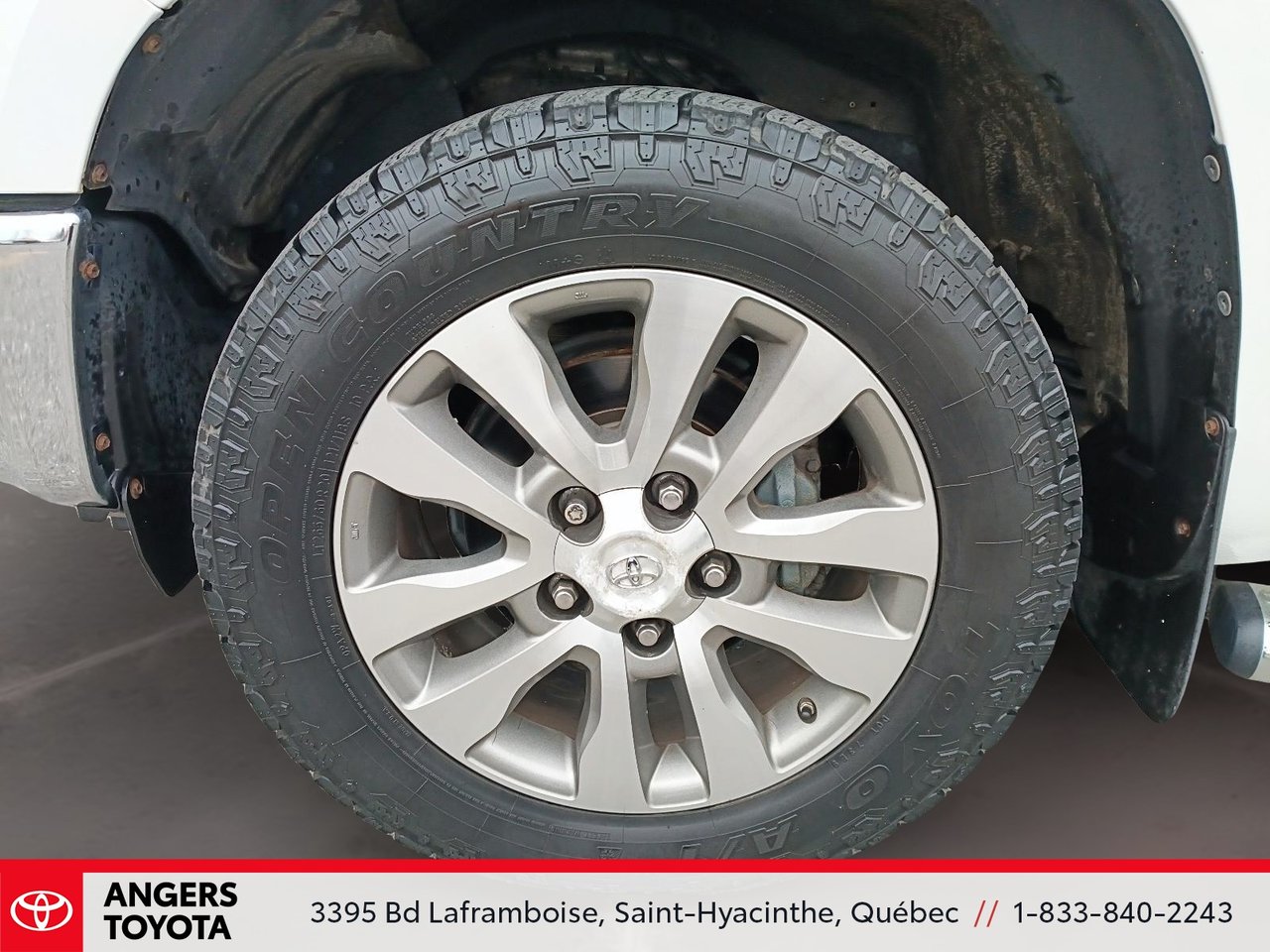 Toyota Tundra Limited 2015-6
