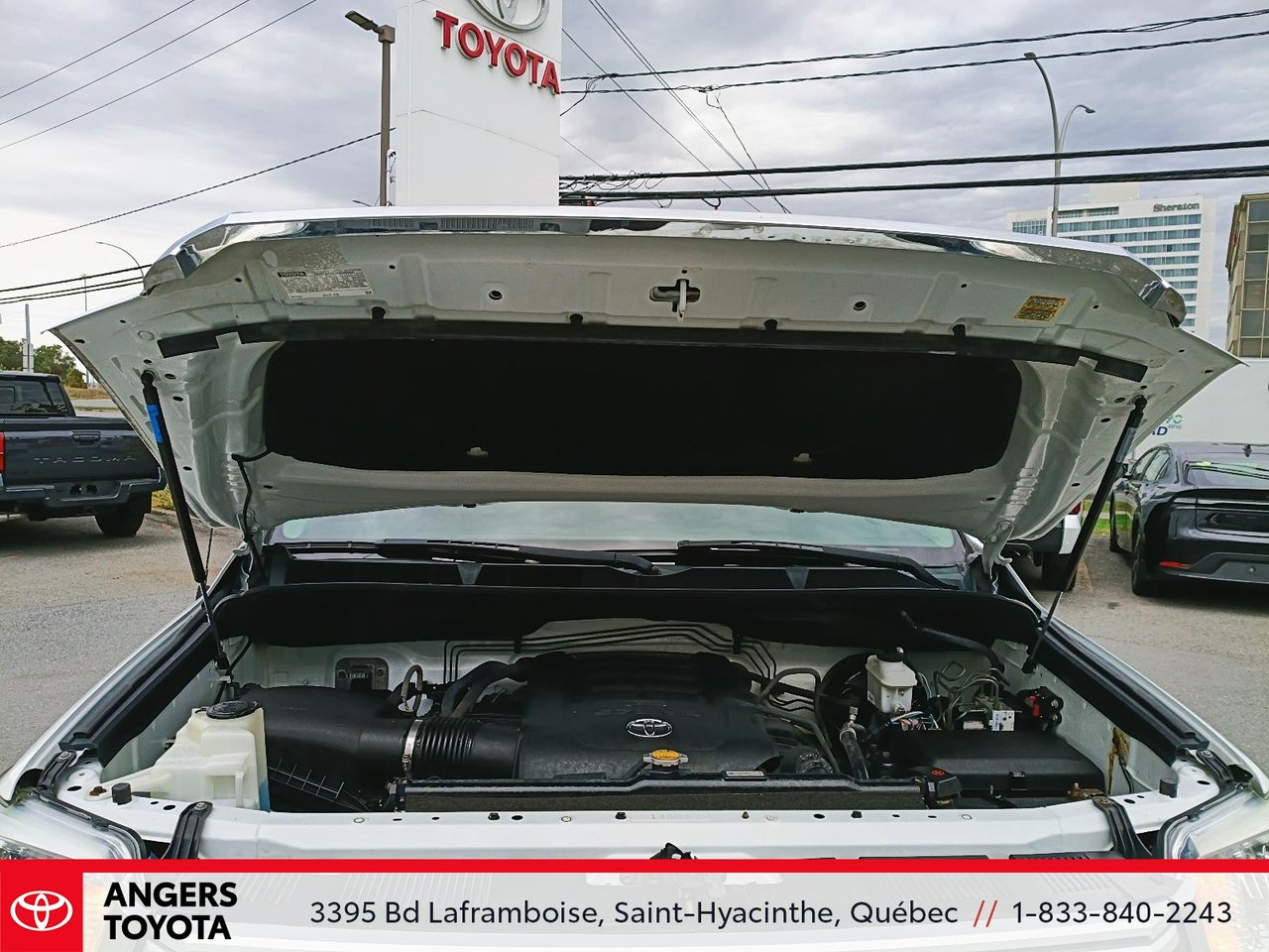 Toyota Tundra Limited 2015-7