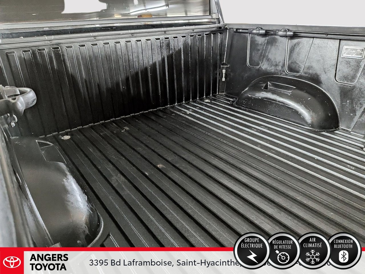 Toyota Tundra Hybrid CREWMAX LIMITED 2022-4