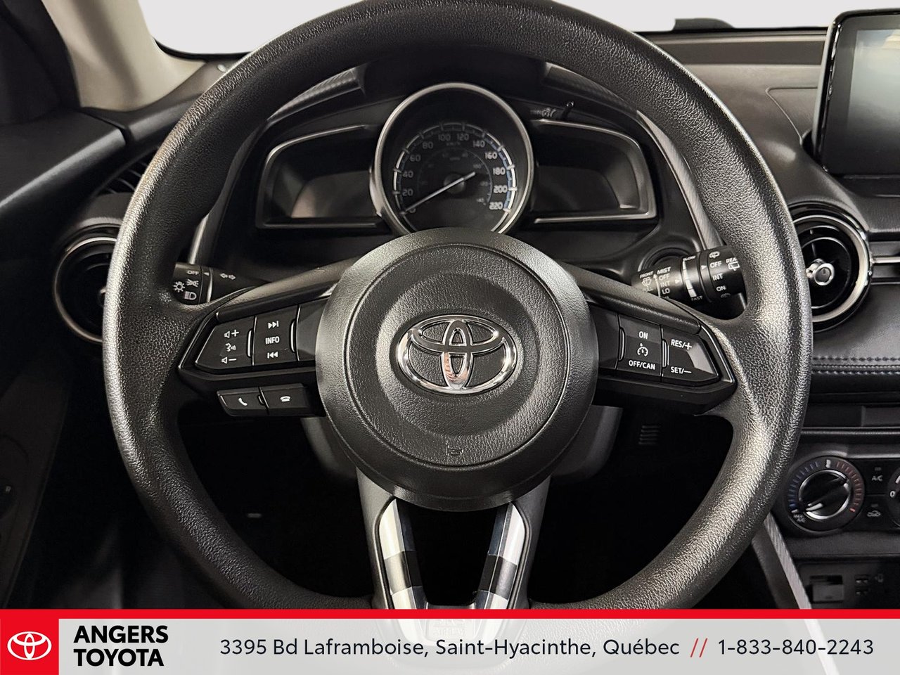 Toyota Yaris Hatchback LE 2020-12