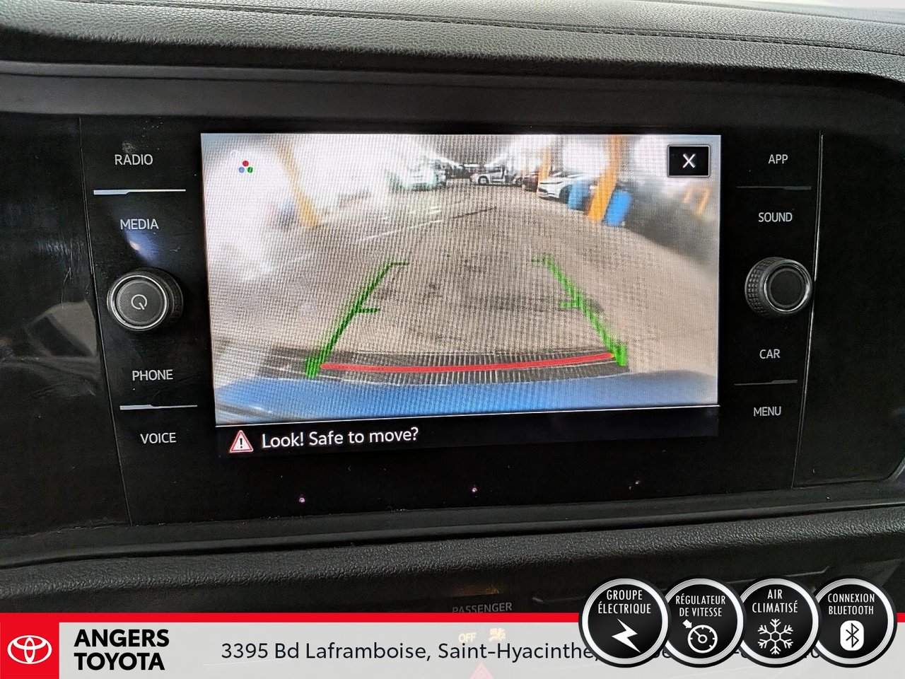 Volkswagen Jetta Comfortline 2022-14