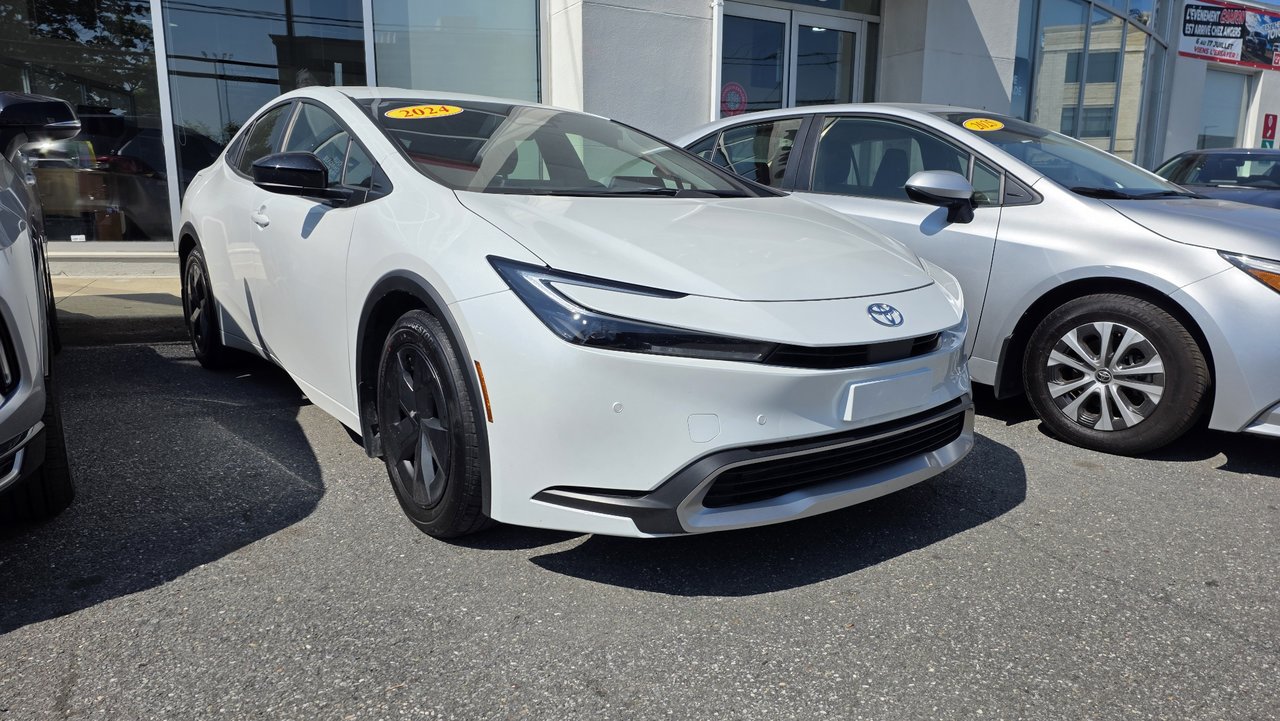 Toyota Prius Prime SE 2024-0