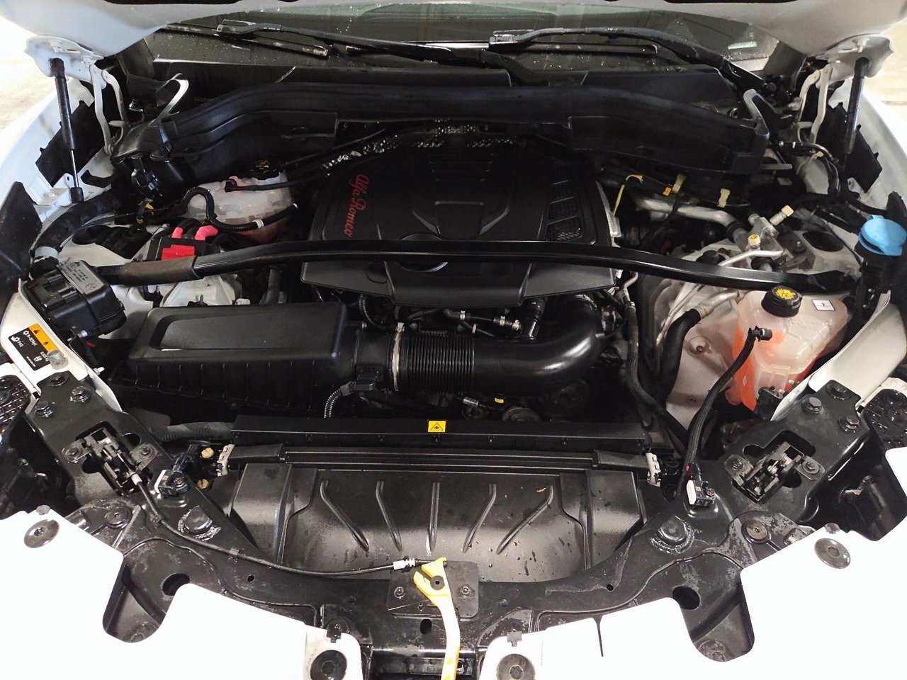 2021 Alfa Romeo Stelvio Ti Sport AWD-7