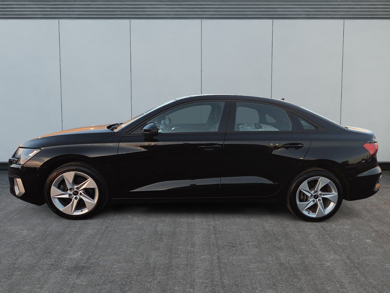 2023 Audi A3 SEDAN Komfort Quattro-4