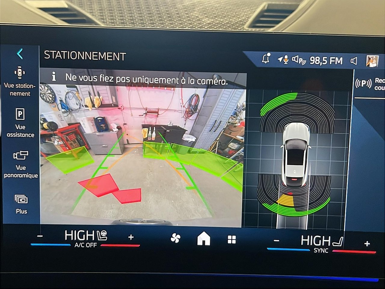 BMW X2 xDrive28i M-Sport Premium 2024-17