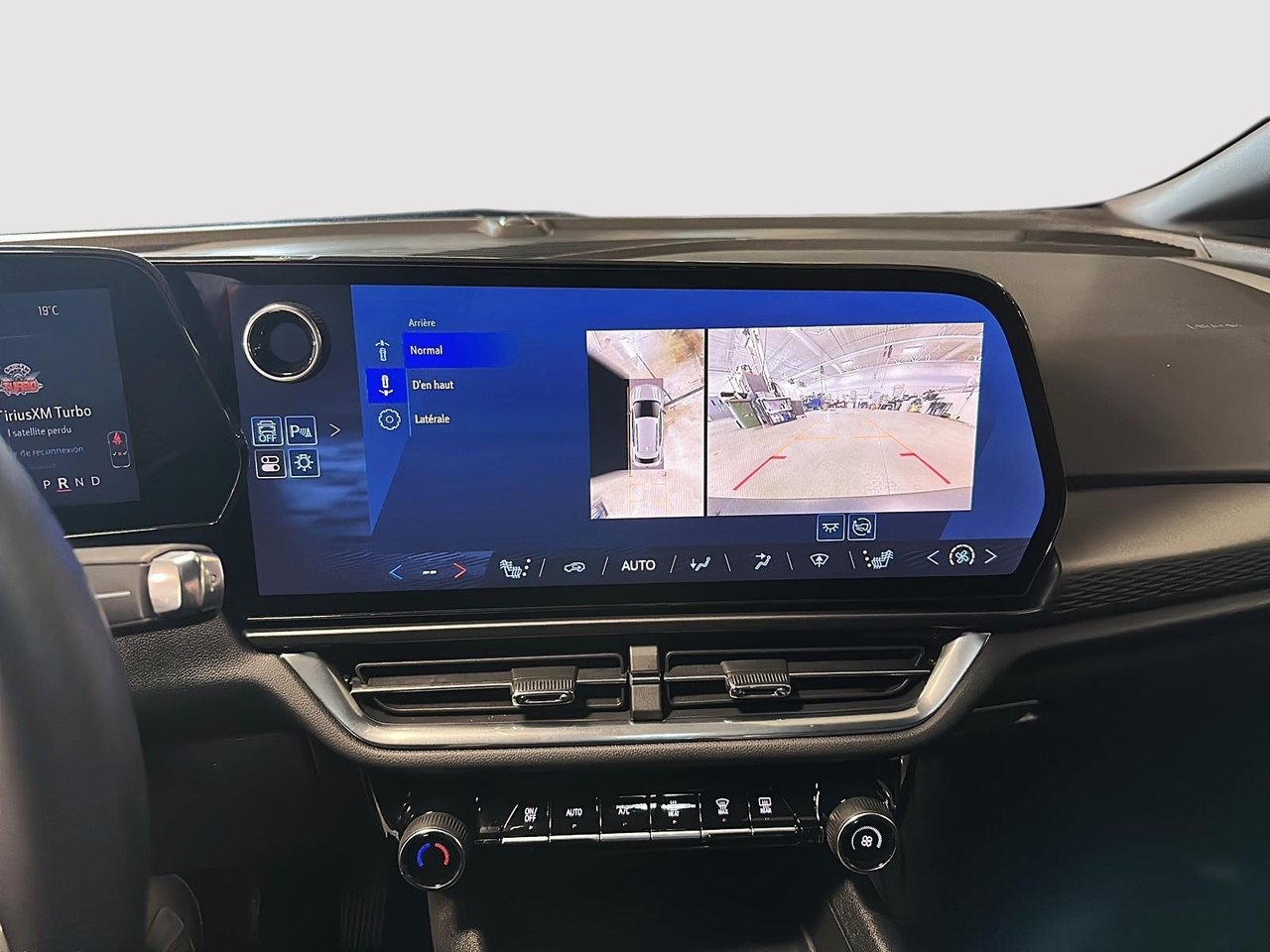 2025 Chevrolet Equinox EV LT-15