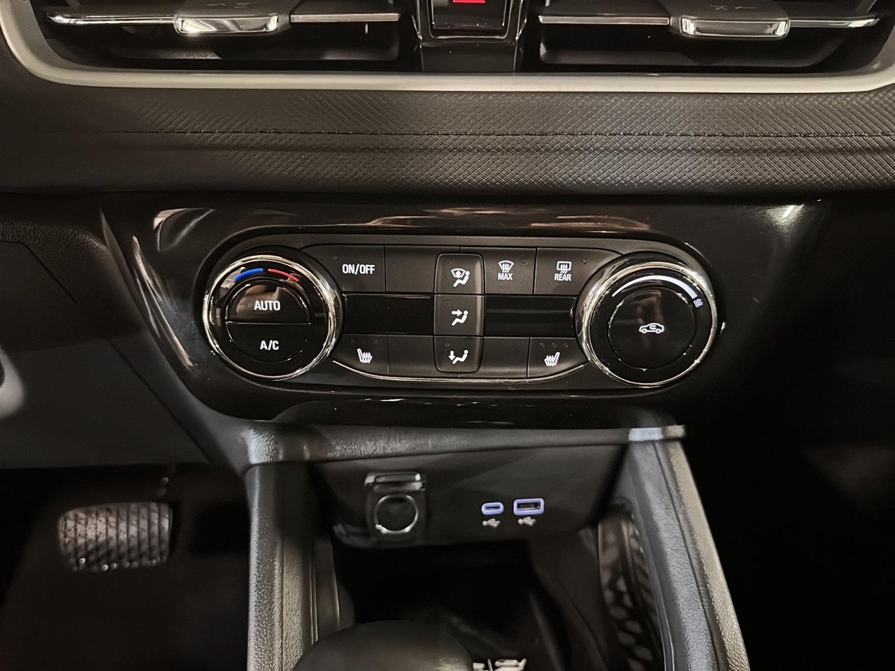 2024 Chevrolet Trailblazer LT AWD-12
