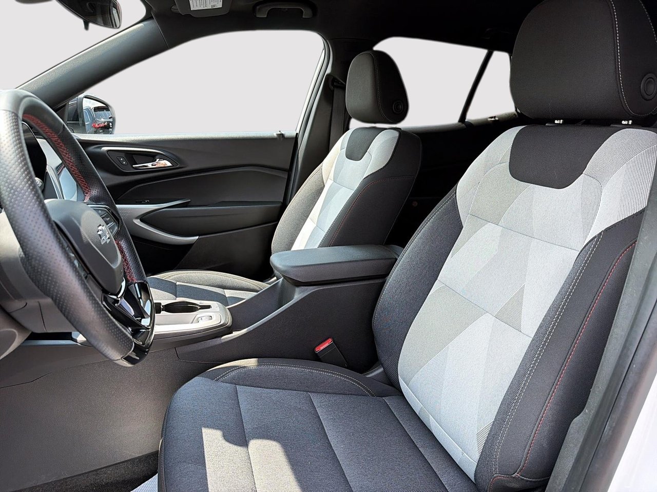 2025 Chevrolet Trax RS-8