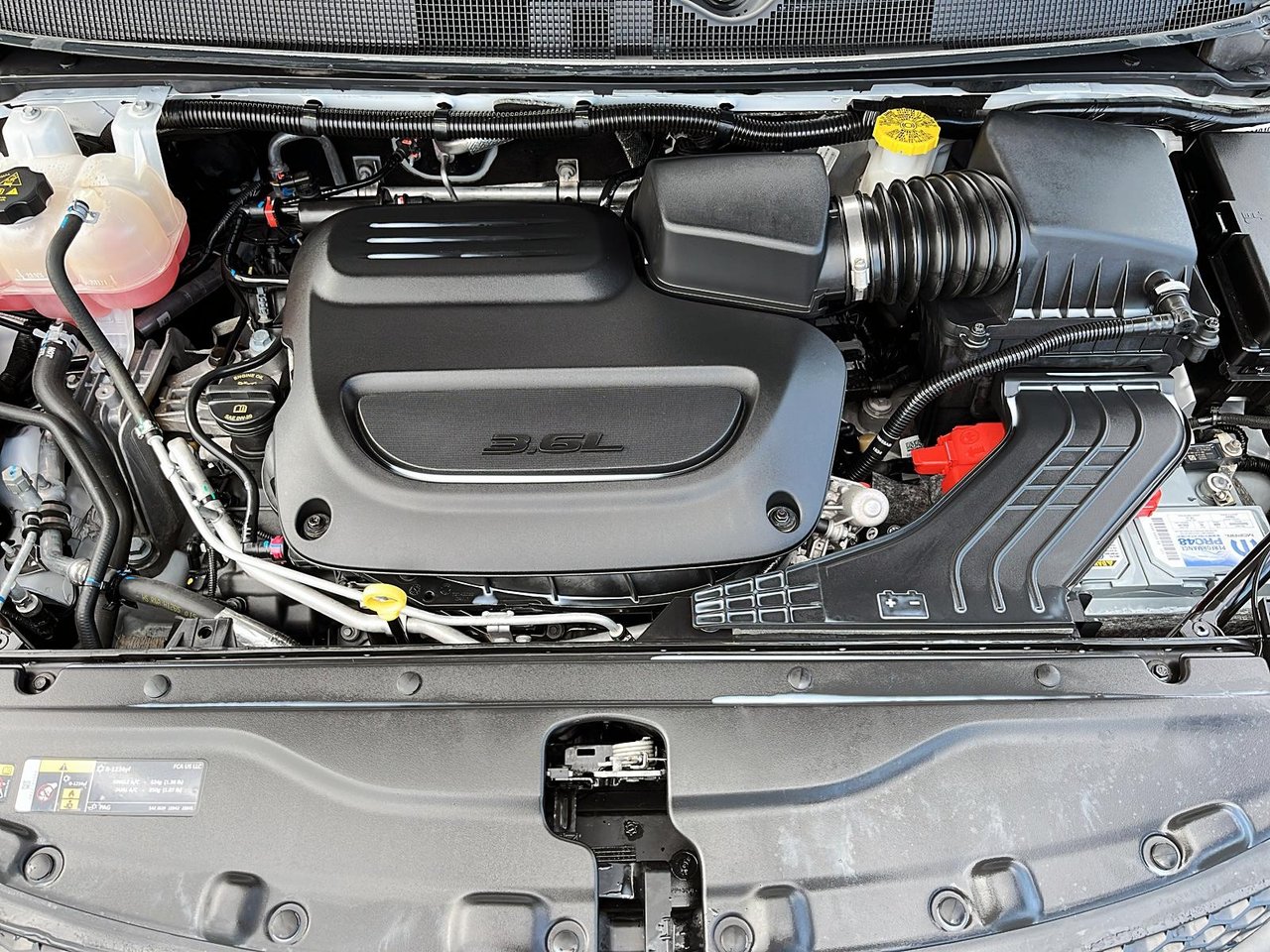 Chrysler Grand Caravan SXT 2024-7