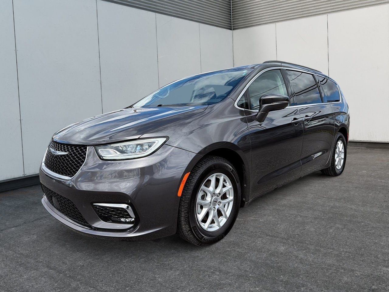 Chrysler Pacifica Touring L 2022-0