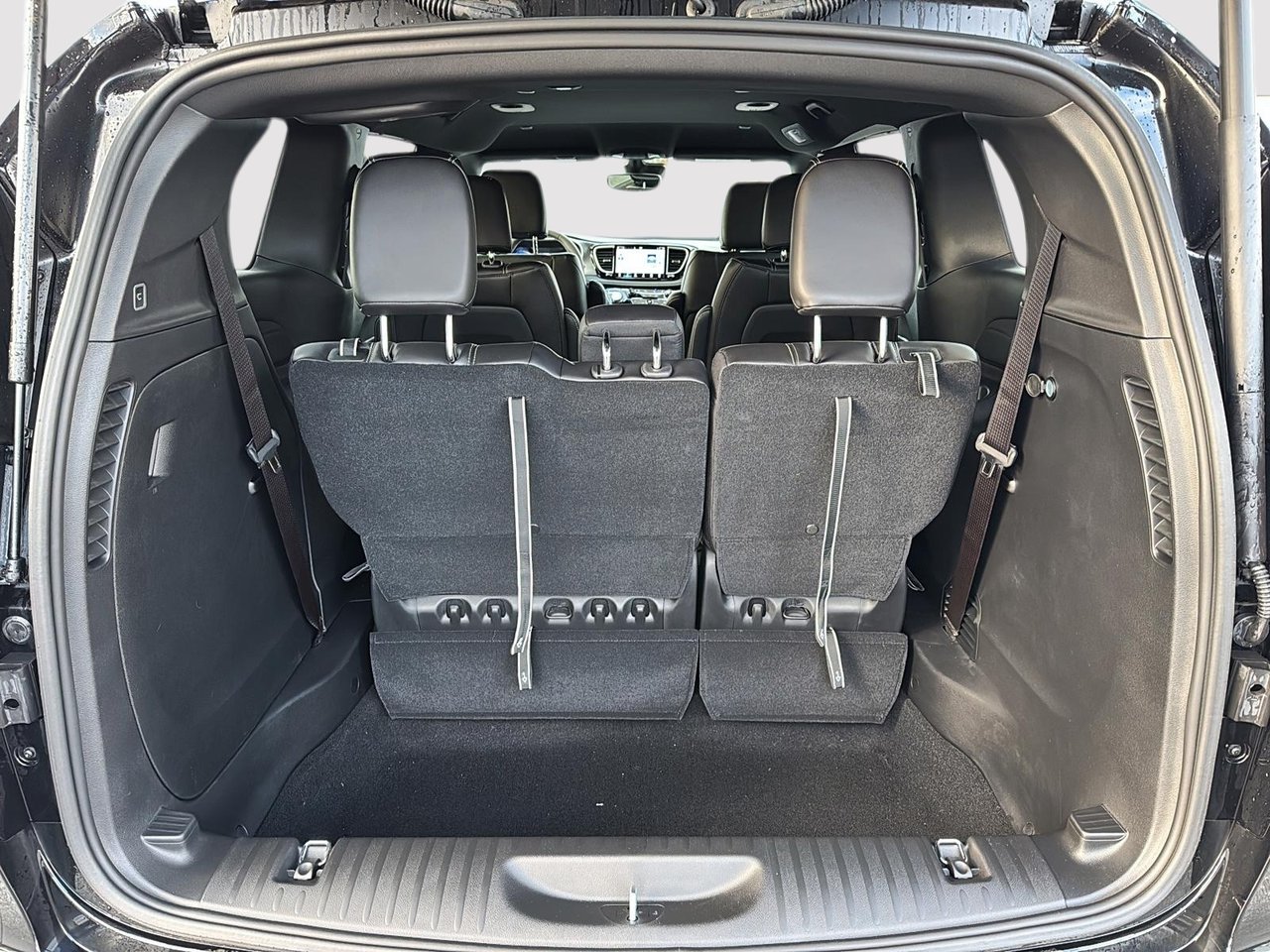 Chrysler Pacifica SELECT AWD 2026-5