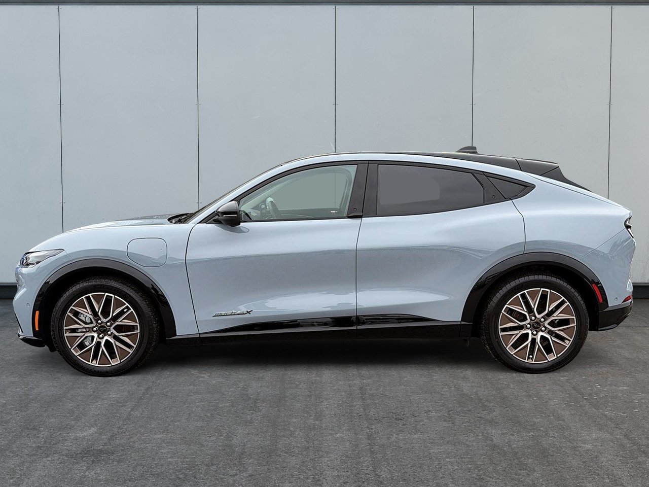 2024 Ford Mustang Mach-E PREMIUM AWD LONGRANGE-4