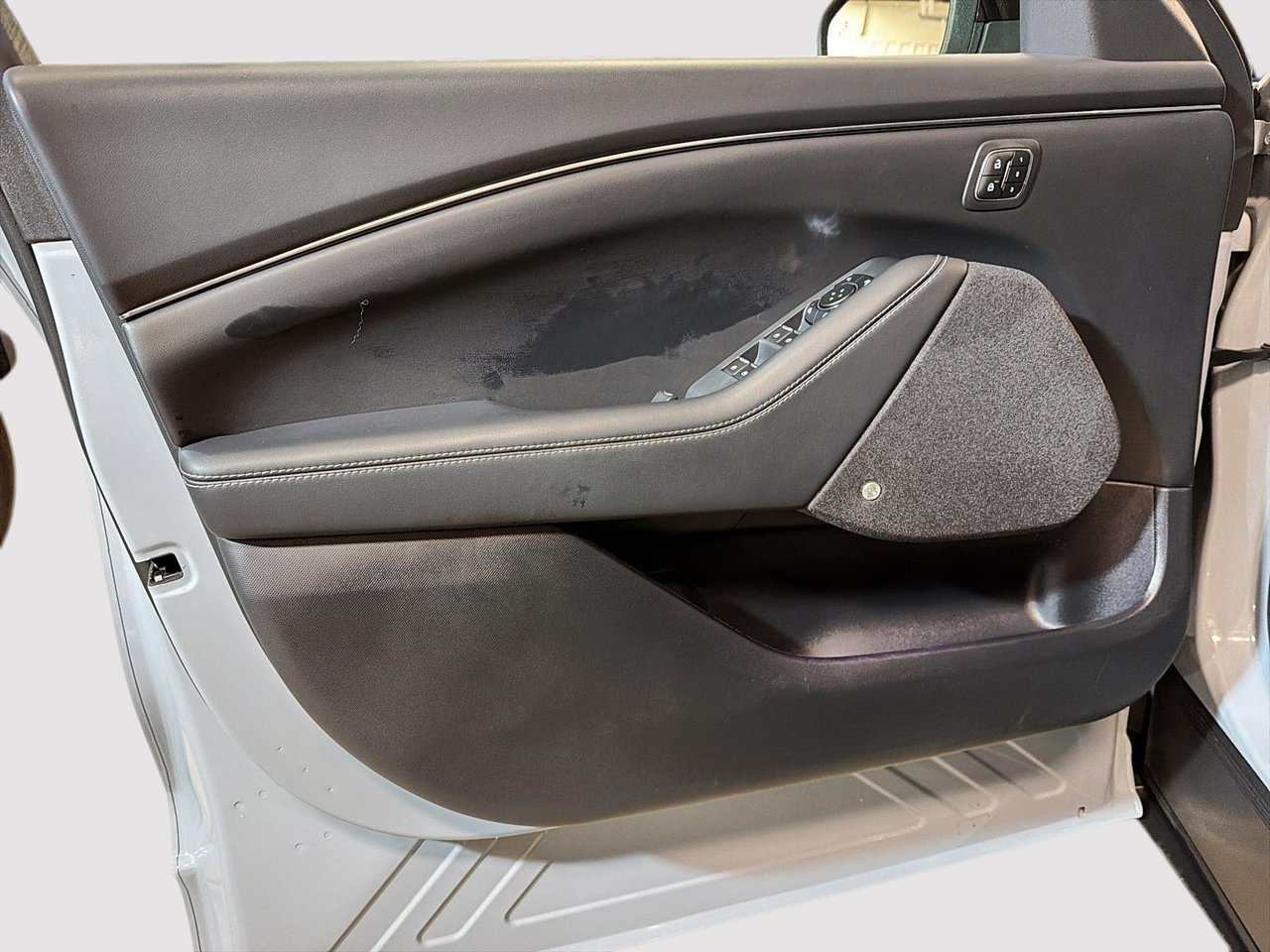 2024 Ford Mustang Mach-E PREMIUM AWD LONGRANGE-10