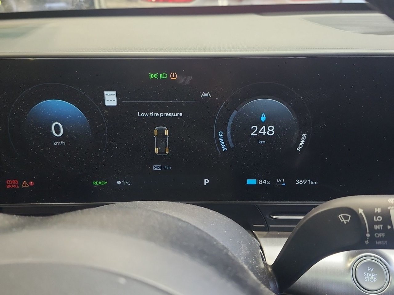 2025 Hyundai Kona Electric Preferred w/Trend Package-6