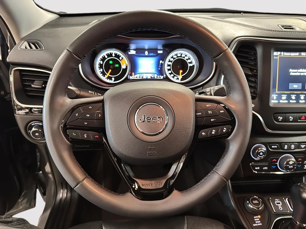 2023 Jeep Cherokee Altitude-8